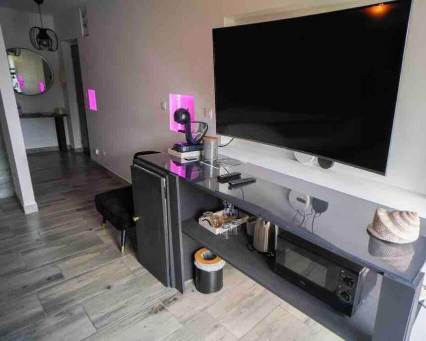 Superbe Appartement Avec Balneo. Saint-Cyprien  Exterior photo